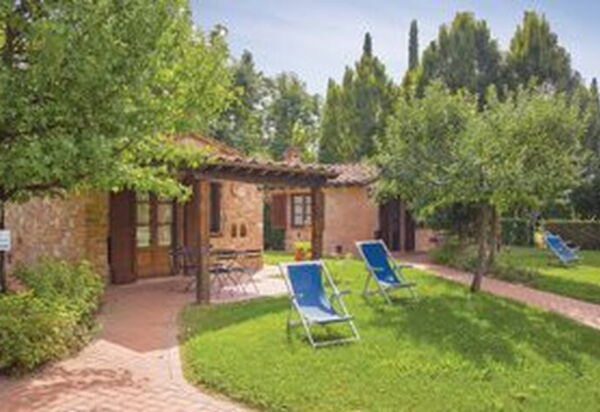 Oasi Della Pergola: Autunno, Estate, Giardino, Primavera