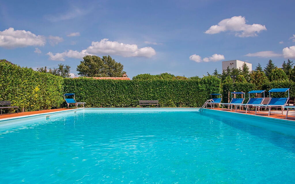 Oasi Della Pergola: Autumn, Pool, Spring, Summer