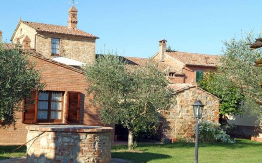 Oasi Della Pergola: Autumn, Garden, Spring, Summer