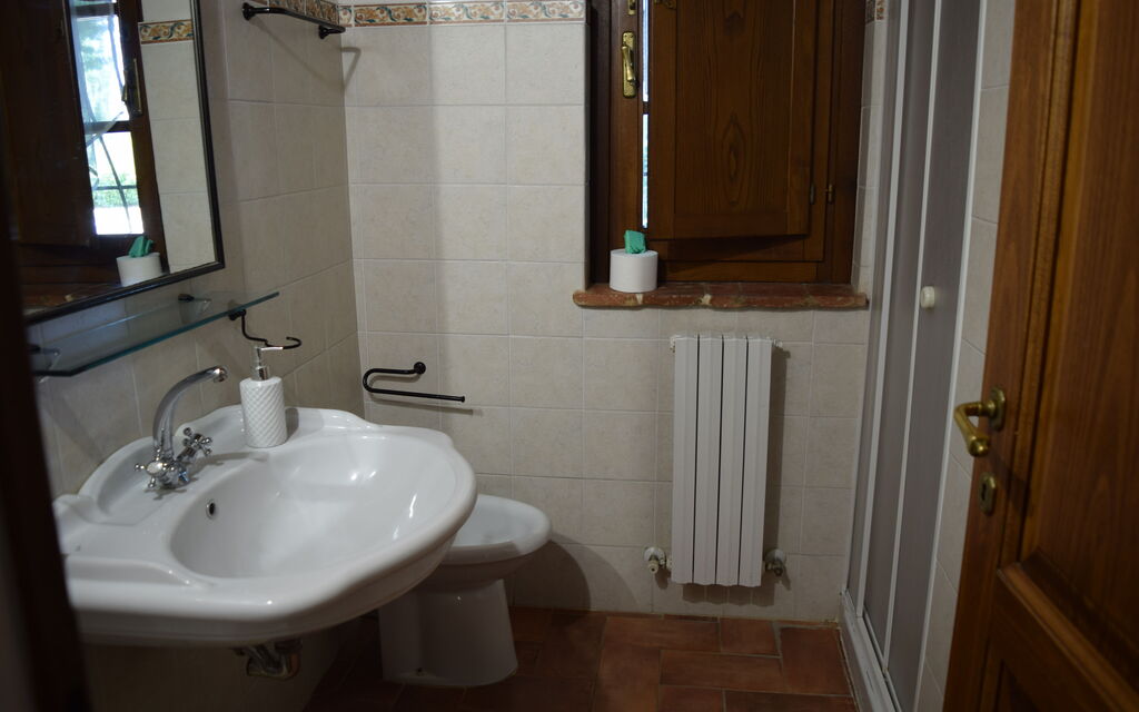 Oasi Della Pergola - : Autunno, Bagno, Estate, Primavera