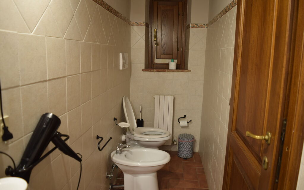 Oasi Della Pergola - : Autumn, Bathroom, Spring, Summer