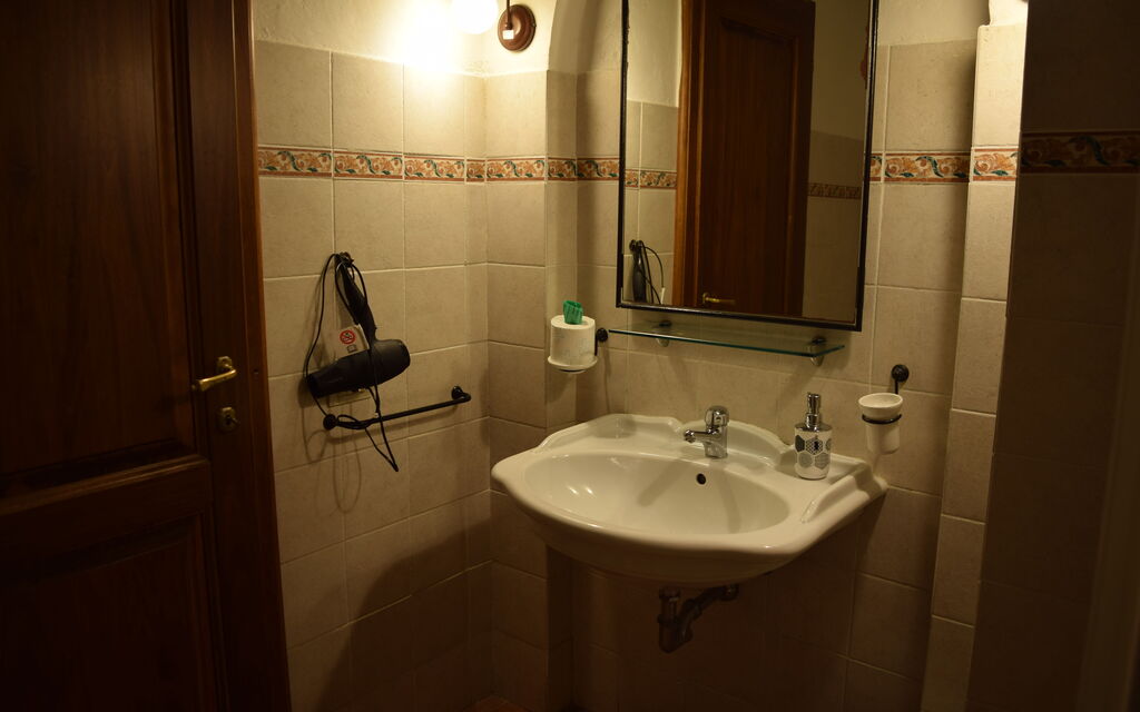 Oasi Della Pergola - : Autunno, Bagno, Estate, Primavera