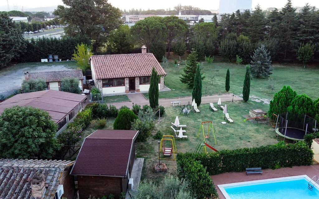 Oasi Della Pergola: Autumn, Scenic View, Spring, Summer