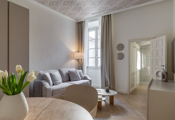 Deservi Charming Apartments: Autumn, Living Room, Spring, Summer