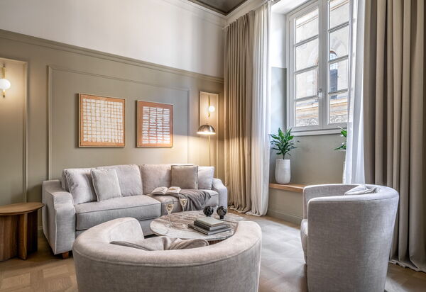 Deservi Charming Apartments: Autumn, Living Room, Spring, Summer