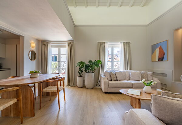 Deservi Charming Apartments: Autumn, Living Room, Spring, Summer