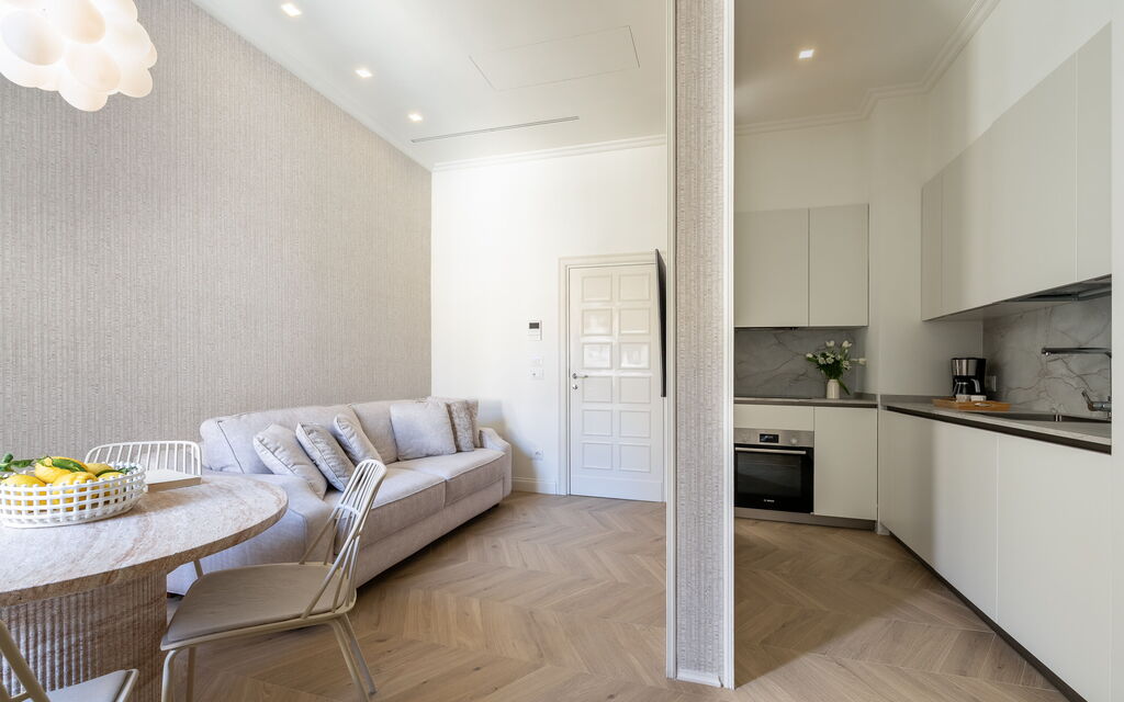 Deservi Charming Apartments - : Autumn, Kitchen, Living Room, Spring, Summer, Winter