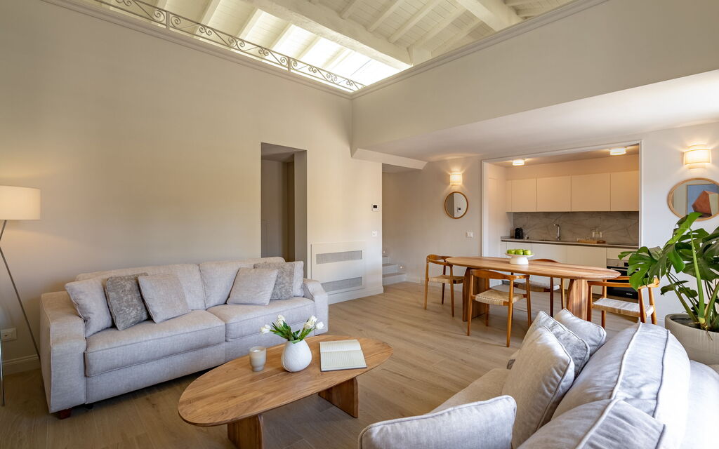 Deservi Charming Apartments - : Autumn, Kitchen, Living Room, Spring, Summer, Winter