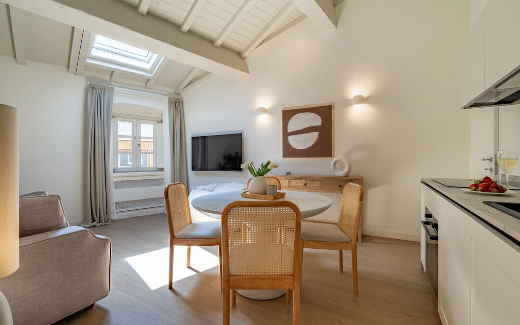 Deservi Charming Apartments - : Autunno, Camera da letto, Estate, Inverno, Primavera, Soggiorno