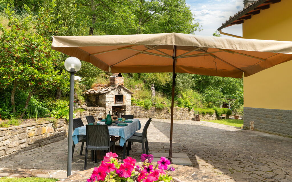 Villa La Fornace: Building Exterior, Outdoor