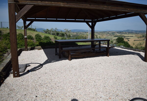 Casa In Collina: Autunno, Estate, Esterni, Primavera