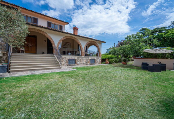 Il Campino, Pool, Montaione: Autumn, Garden, Main Entrance, Spring, Summer