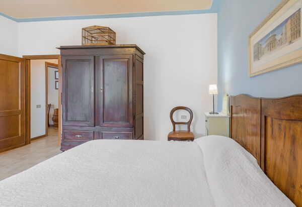 Il Campino, Pool, Montaione: Autumn, Spring, Summer