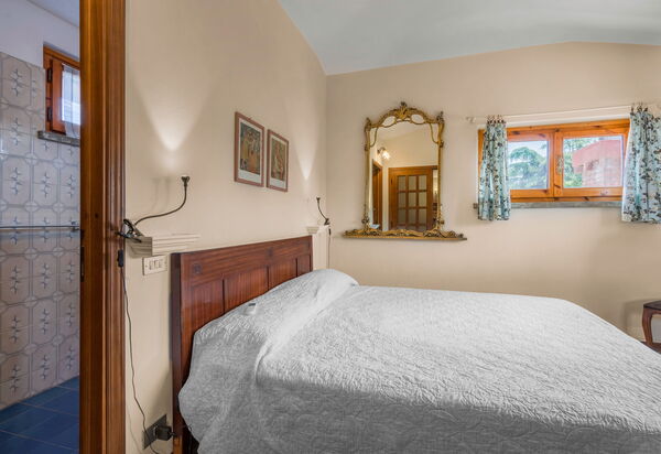 Il Campino, Pool, Montaione: Autumn, Spring, Summer