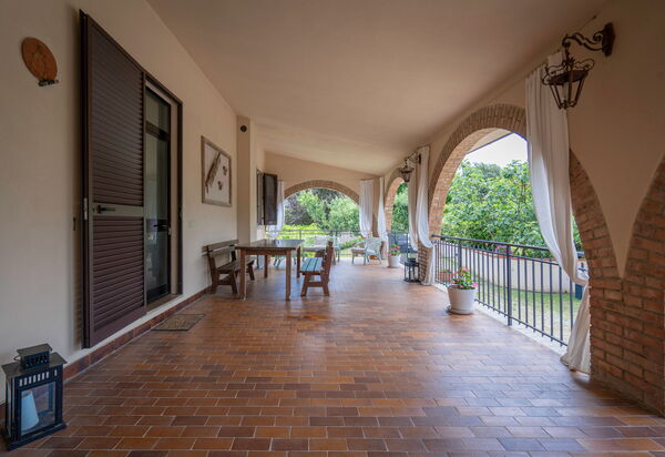 Il Campino, Pool, Montaione: Autumn, Spring, Summer