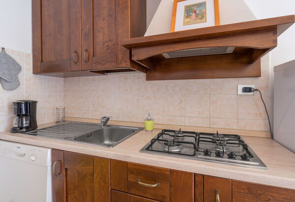 Il Campino, Pool, Montaione: Autumn, Spring, Summer