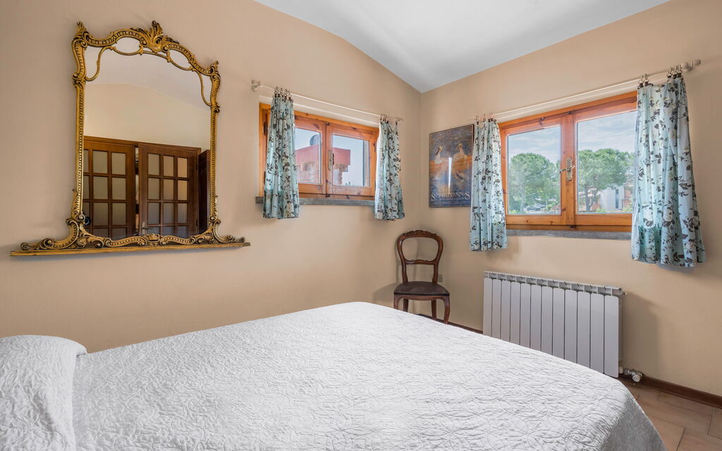 Il Campino, Pool, Montaione: Autumn, Spring, Summer