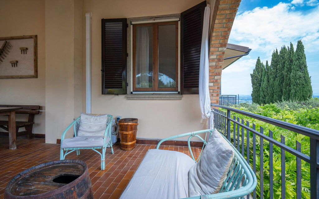 Il Campino, Pool, Montaione: Autumn, Spring, Summer