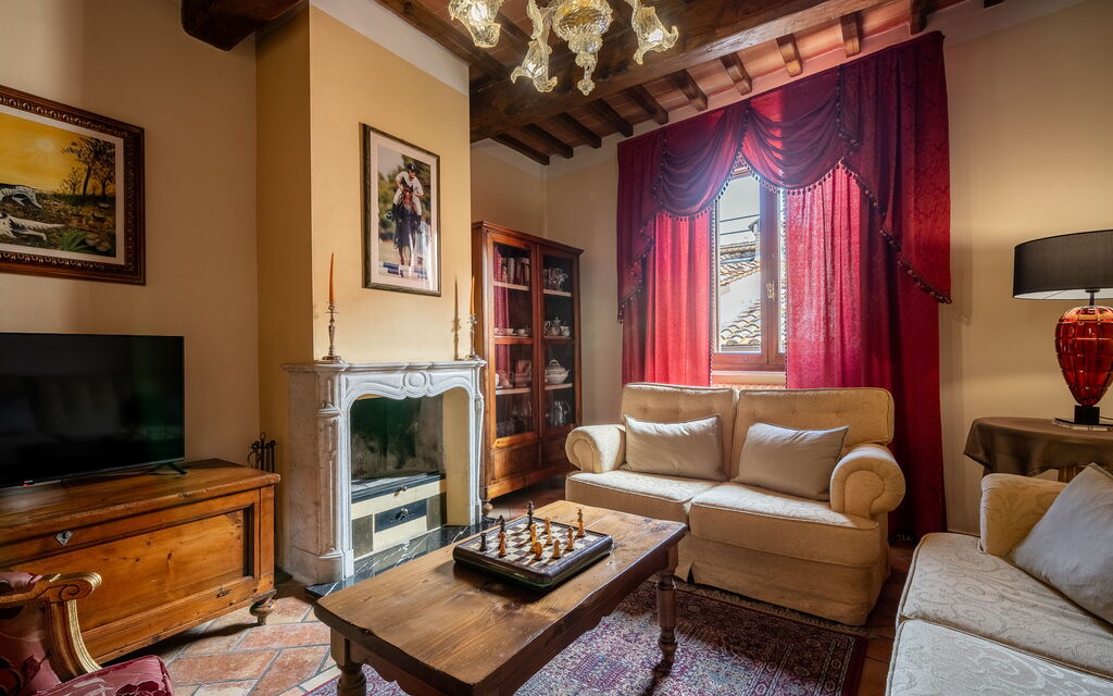 Portanuova Home, Colle Val D'elsa: Autumn, Living Room, Spring, Summer