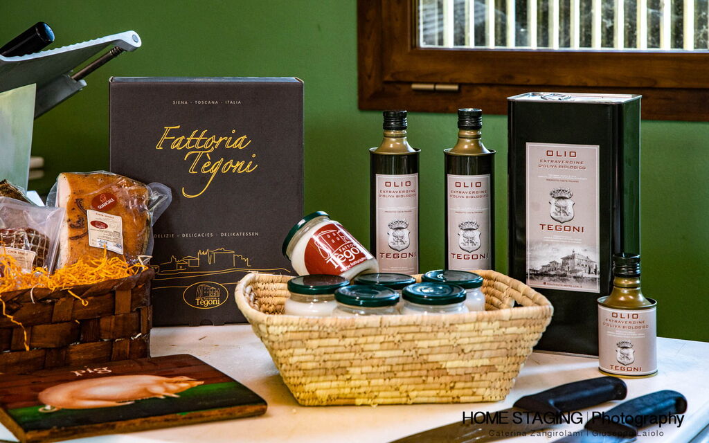 Villa Airone Tegoni, Pool, Radicondoli: Autunno, Dettagli della stanza, Estate, Primavera