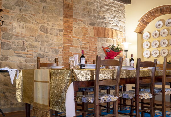 Country Historical House Lucca: Autumn, Dining Room, Spring, Summer