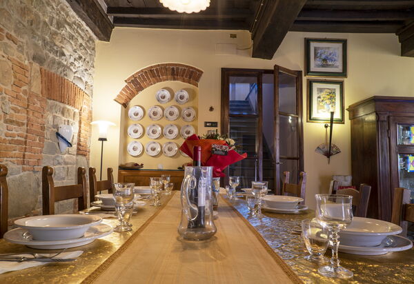 Country Historical House Lucca: Autumn, Dining Room, Spring, Summer