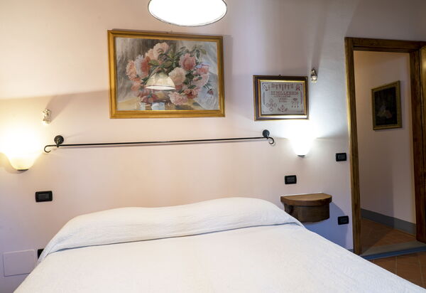 Country Historical House Lucca: Autumn, Bedroom, Spring, Summer