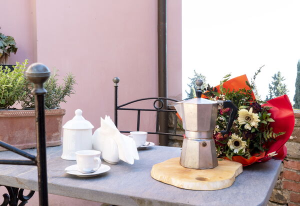 Country Historical House Lucca: Autumn, Building Exterior, Spring, Summer