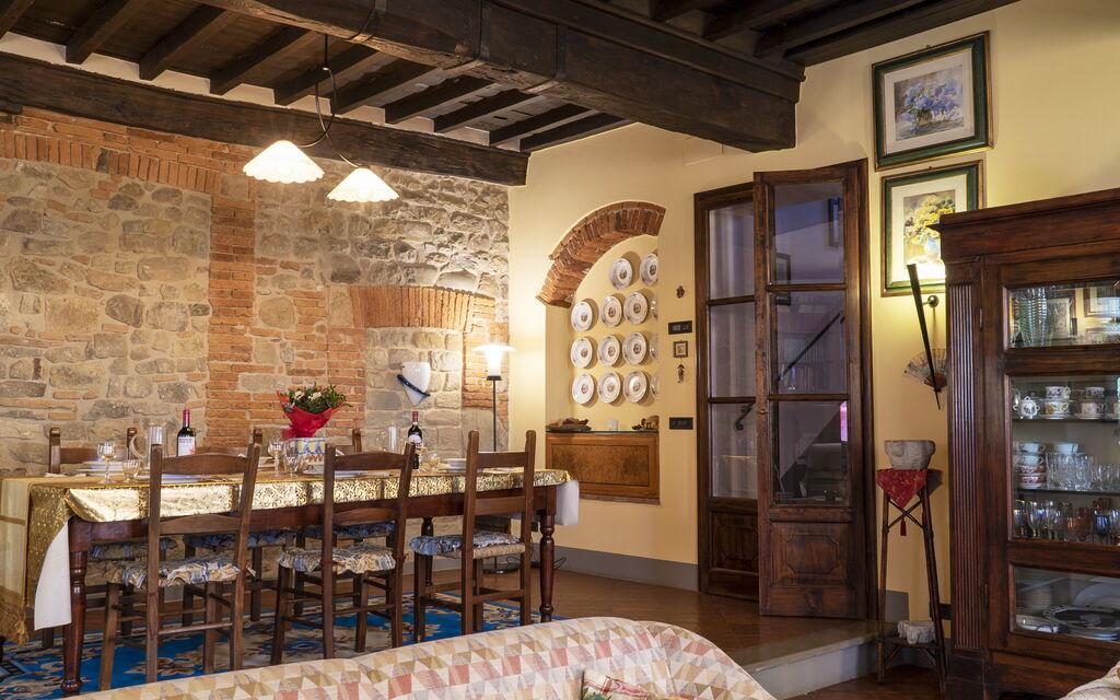 Country Historical House Lucca: Autumn, Dining Room, Spring, Summer