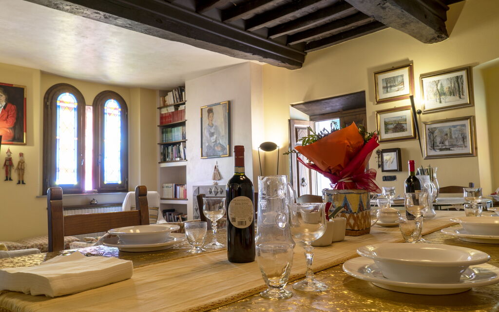 Country Historical House Lucca: Autumn, Dining Room, Spring, Summer