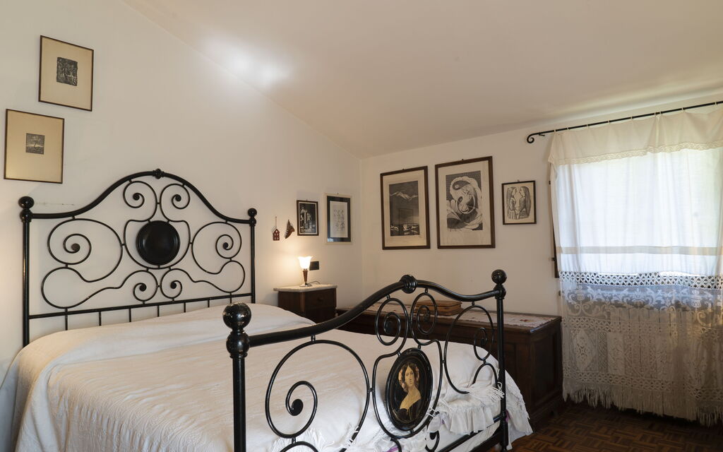 Country Historical House Lucca: Autumn, Bedroom, Spring, Summer