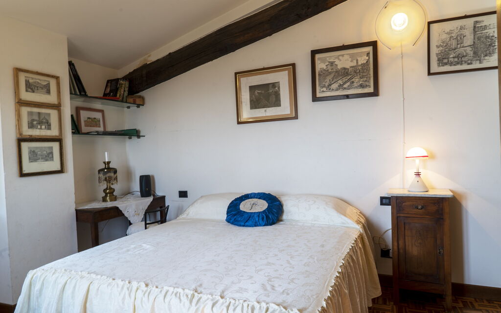 Country Historical House Lucca: Autumn, Bedroom, Spring, Summer