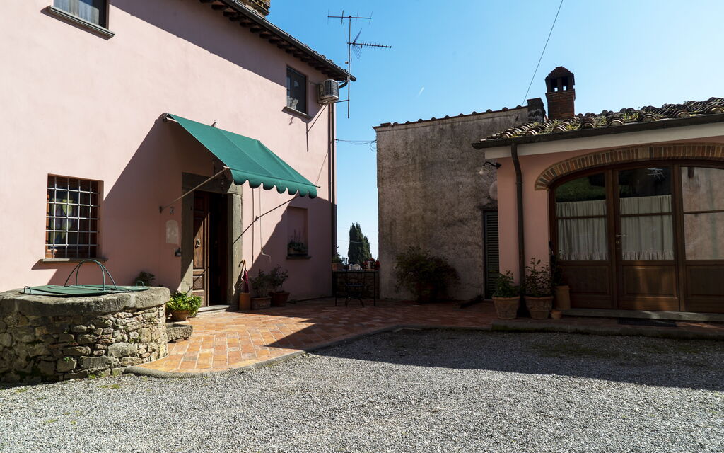 Country Historical House Lucca: Autumn, Main Entrance, Spring, Summer