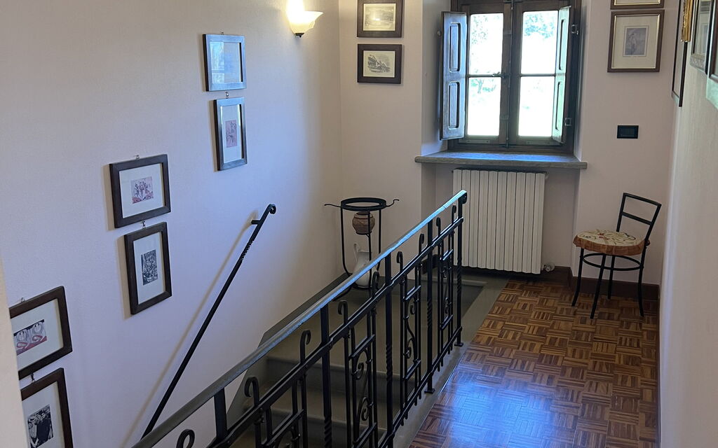 Country Historical House Lucca: Autumn, Room Detail, Spring, Summer