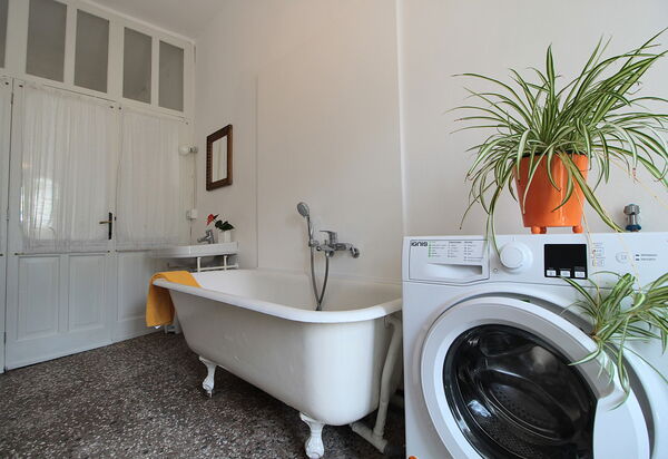 Casa Zaira: Autumn, Bathroom, Summer, Winter