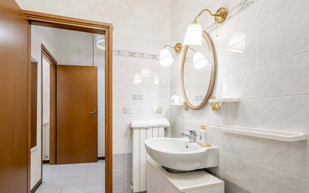 Casa Gioia In Lucca: Autunno, Bagno, Estate, Primavera