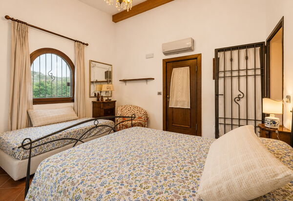 Casale La Canigiana, House, Pool, San Miniato: Autumn, Bedroom, Spring, Summer