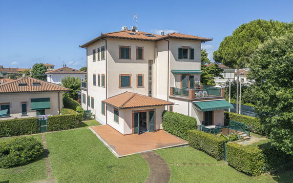 Attico Marino: Autunno, Entrata Principale, Estate, Primavera