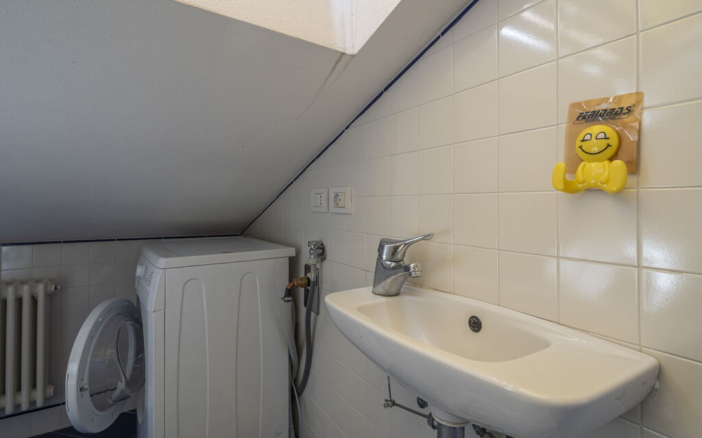 Attico Marino: Autumn, Bathroom, Spring, Summer