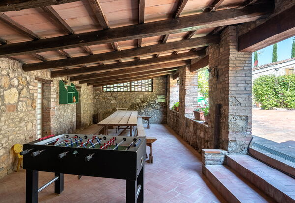 Casa La Cedrina, Pool, Lornano: Autumn, Garden, Spring, Summer