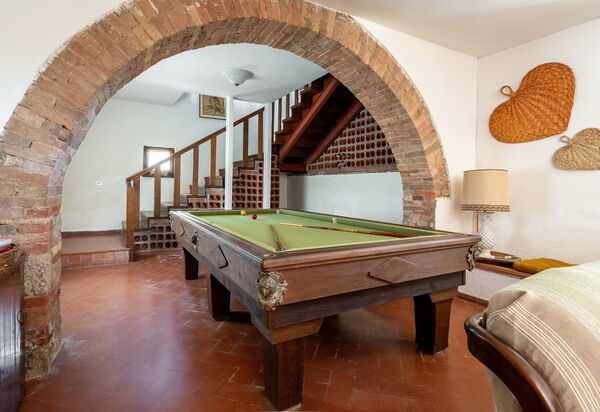 Casa La Cedrina, Pool, Lornano: Autumn, Living Room, Spring, Summer