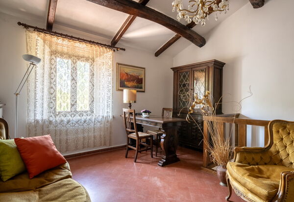 Casa La Cedrina, Pool, Lornano: Autumn, Living Room, Spring, Summer