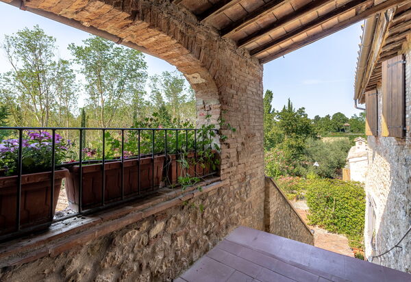 Casa La Cedrina, Pool, Lornano: Autumn, Scenic View, Spring, Summer