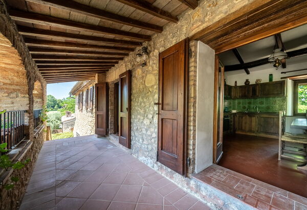 Casa La Cedrina, Pool, Lornano: Autumn, Kitchen, Spring, Summer