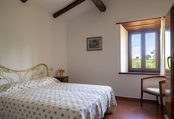 Casa La Cedrina, Pool, Lornano: Autumn, Bedroom, Spring, Summer