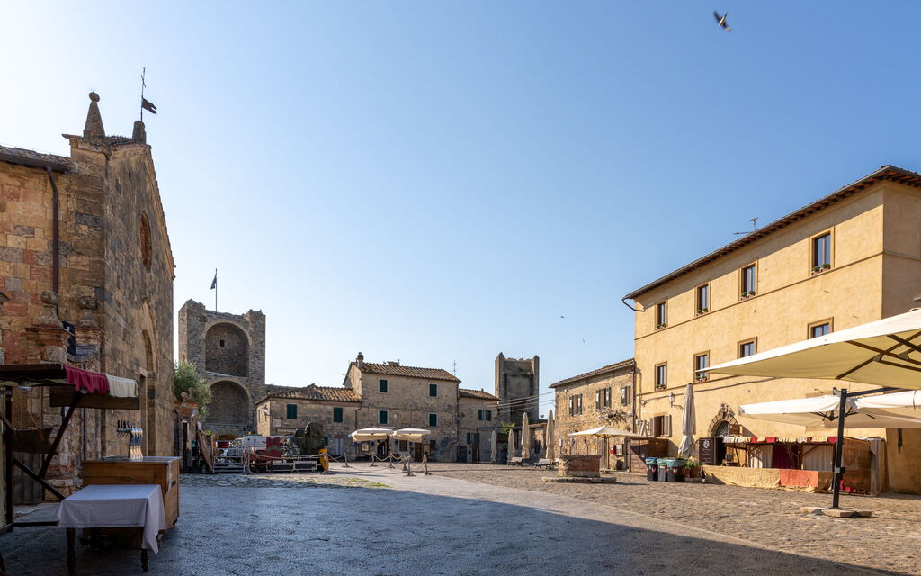 Casa La Cedrina, Pool, Lornano: all'aperto, Attività, Autunno, Estate, Primavera
