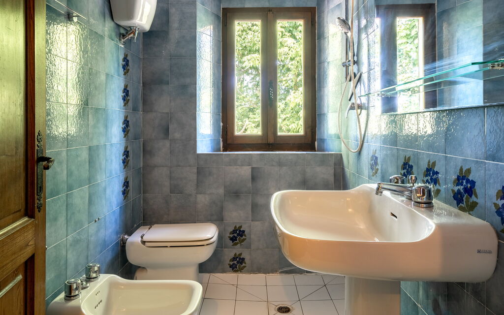 Casa La Cedrina, Pool, Lornano: Autunno, Bagno, Primavera