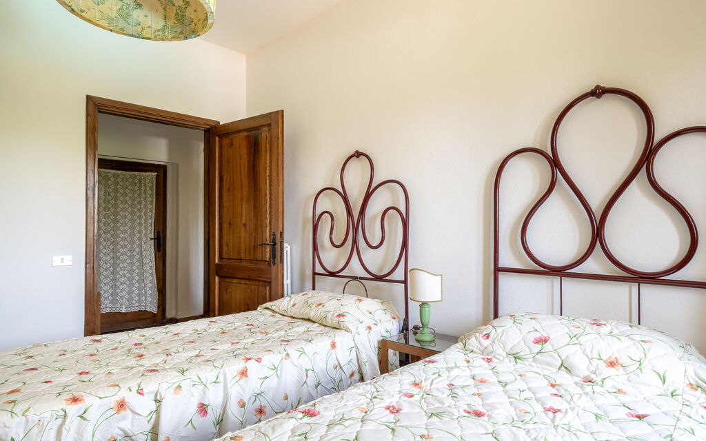 Casa La Cedrina, Pool, Lornano: Autunno, Camera da letto, Estate, Primavera