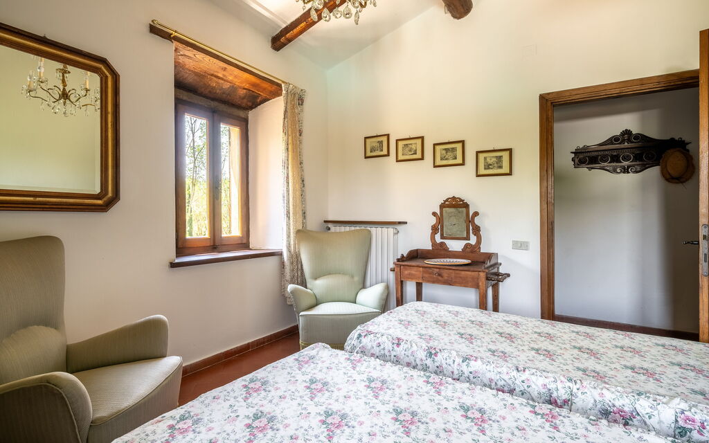 Casa La Cedrina, Pool, Lornano: Autunno, Camera da letto, Estate, Primavera