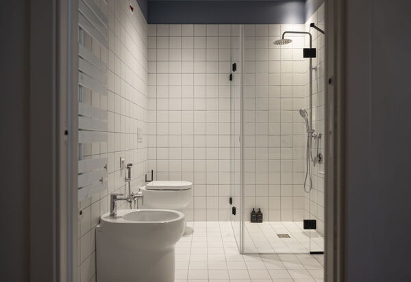 Deb&spa: Autumn, Bathroom, Spring, Summer